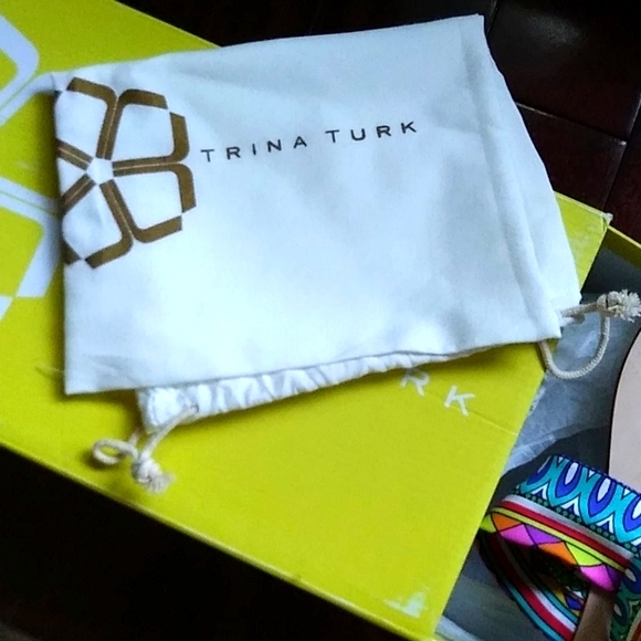 TRINA TURK TITUS SANDALS - Picture 6 of 7